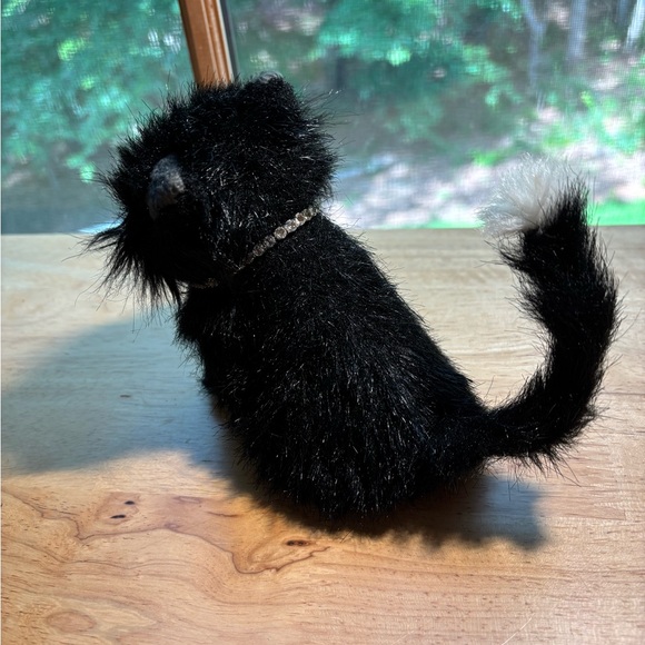 American Girl LICORICE Cat Bed Toy Box - Picture 2 of 8